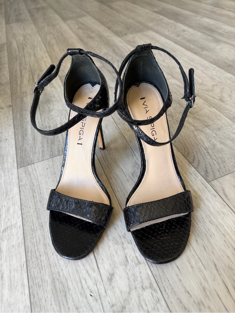 Via Spiga Women's Leesa Snakeskin Ankle Strap Mid Heel Sandals Black